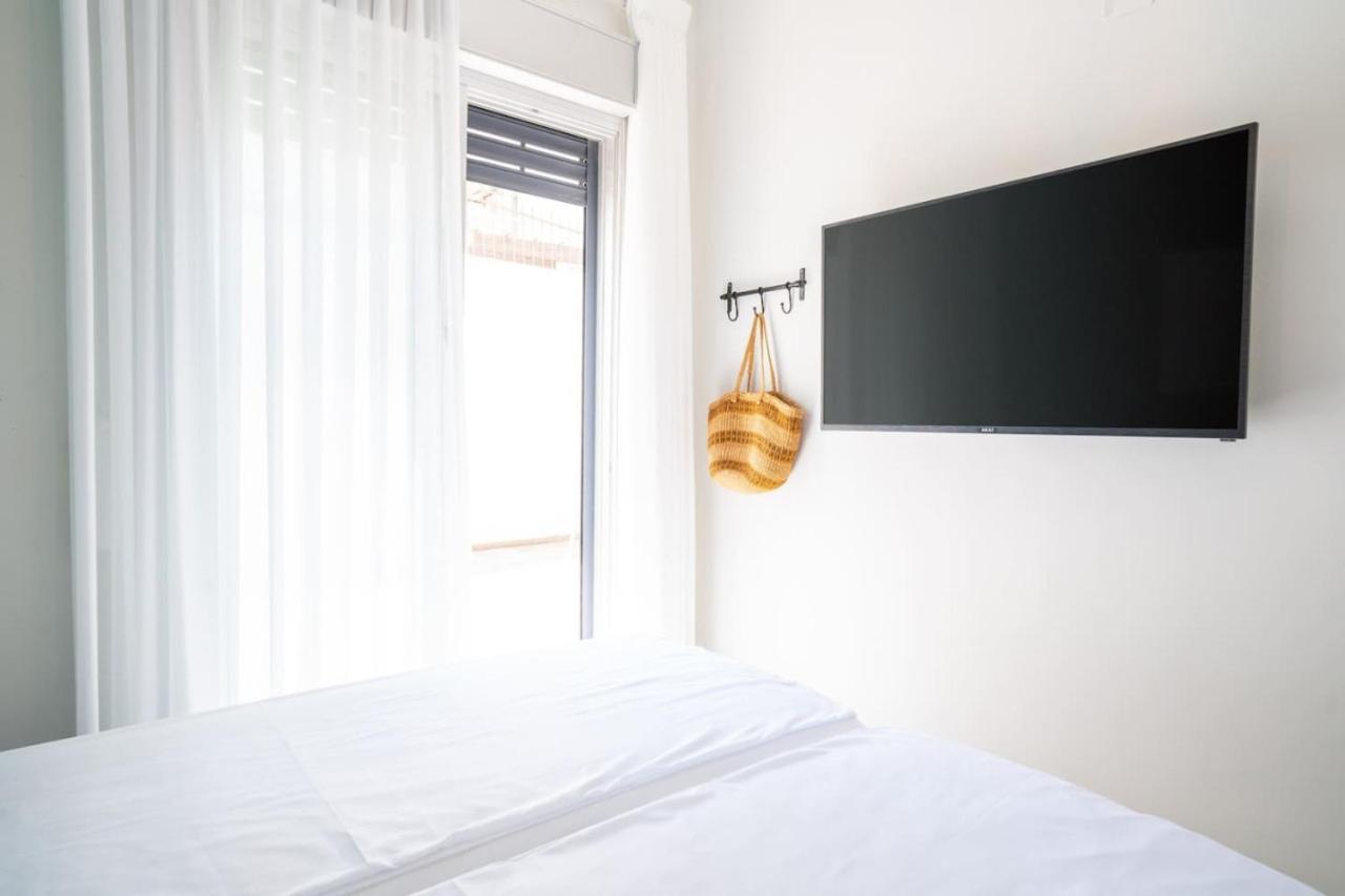 Tranquil Stay Near The Beach By Sea N' Rent Nahariya Exterior photo